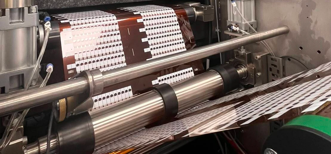 Roll-to-roll production line